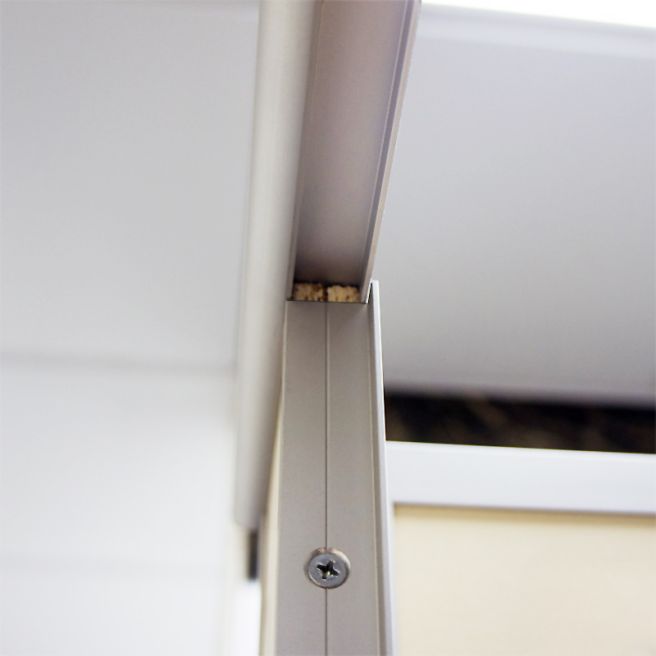 Профиль верхний для сантехнических перегородок