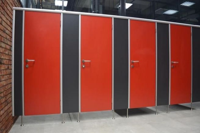 Сантехнические перегородки для школ Бизнес